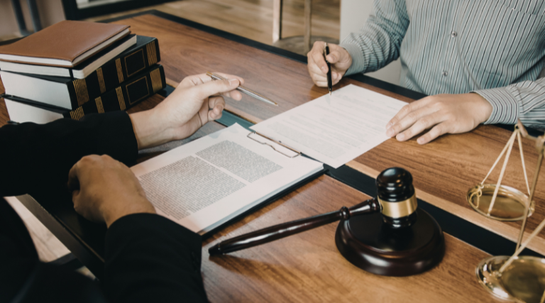 How a Traffic Ticket Lawyer Can Reduce Your Penalties